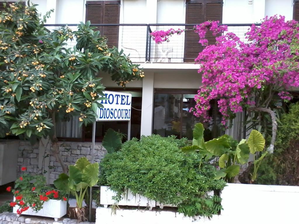 Dioscouri Hotel Sparta Exterior photo